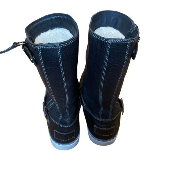 UGG | Black Leather Zipper Boots | Size 5 - Picture 8 of 11